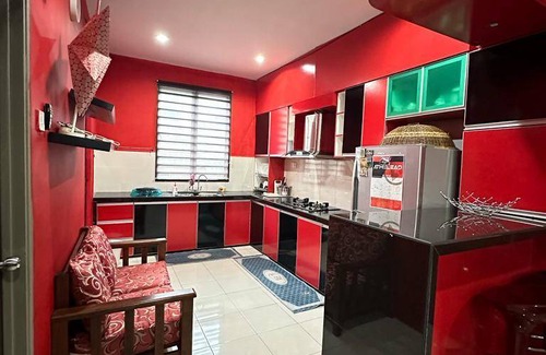 Kampung Kelang Sagu House | 1000 m² House ∙ 4 bedrooms ∙ 12 guests