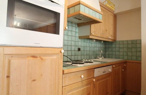 Val Cenis Apartment | 100m from resort center, 2nd floor, view village, balcony, tv, ski locker, 45m², Val Cenis