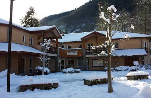 Aulus-les-Bains Apartment | 100m from resort center, 1st floor, view forest, fitness, parking, tv, 34m², Guzet