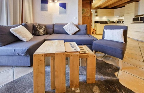 Arc-1800 Apartment | 100m from shops, 5th floor, view valley, balcony, tv, 58m², Les Arcs