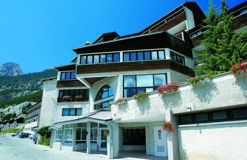 Ceillac Apartment | 100m from ski slopes, balcony, parking, tv, ski locker, 41m², Ceillac en Queyras