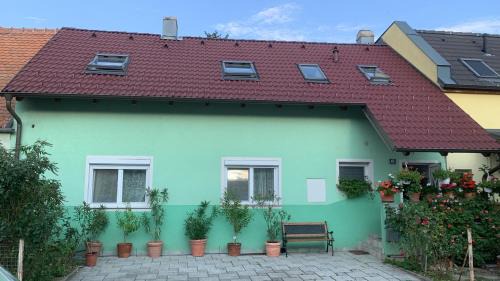Guntramsdorf Apartment | 100qm comfort, family-friendly and top located