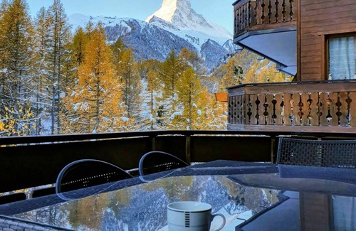 Zermatt Apartment | 101 m² Apartment ∙ 3 bedrooms ∙ 6 guests