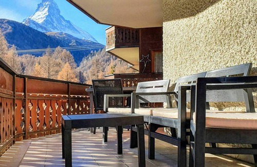 Zermatt Apartment | 101 m² Apartment ∙ 3 bedrooms ∙ 6 guests