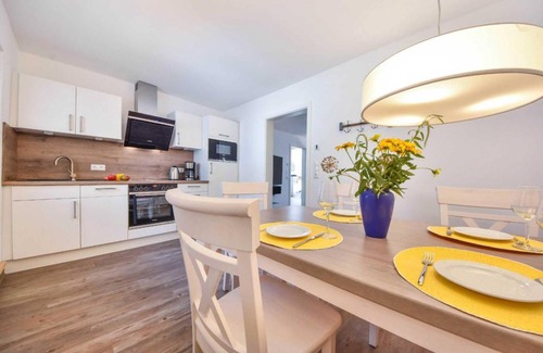 Kamminke House | 101 m² House ∙ 2 bedrooms ∙ 4 guests