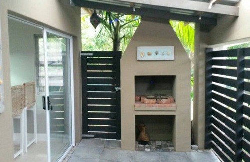 Gonubie Apartment | 101 on tenth avenue, HOME AWAY FROM HOME in SA