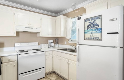 Bahama Beach Condo | #101 Somerset PETS WELCOMED