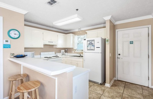 Bahama Beach Condo | #101 Somerset PETS WELCOMED