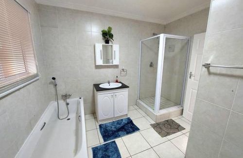 Sea Park Apartment | 1012 Casuarina Sands