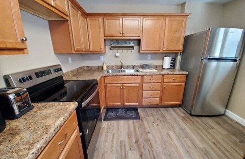 Trenton House | 102 E home Ave. · ✪ Rodney's Cute and Charming Trenton home ✪