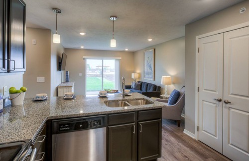 Fremont Apartment | 102-Fremont Oasis, Vegas-Style Pool & Clubhouse!