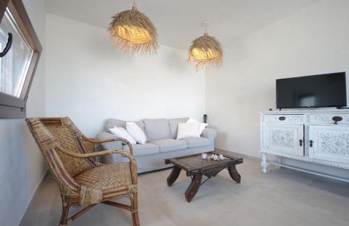 Facinas House | 104 Livingtarifa Calma