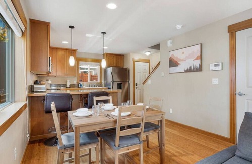 Atlantic Apartment | 104 - Mainstreet Townhouse