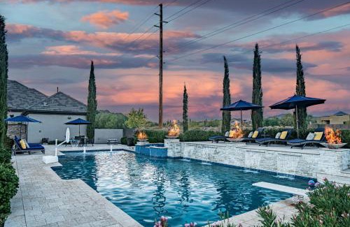 East Mesa House | 104th Mesa home