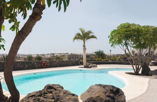 Costa Teguise Apartment | 105 m² Apartment ∙ 2 bedrooms ∙ 4 guests