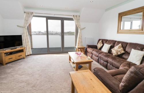 Trearddur Bay Cottage | 105 m² Cottage ∙ 2 bedrooms ∙ 4 guests