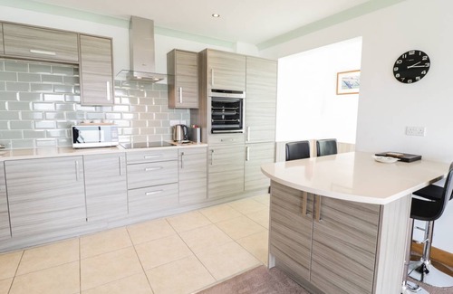 Trearddur Bay Cottage | 105 m² Cottage ∙ 2 bedrooms ∙ 4 guests