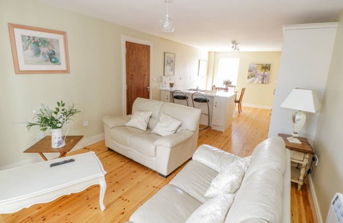 Ardara Cottage | 105 m² Cottage ∙ 2 bedrooms ∙ 4 guests