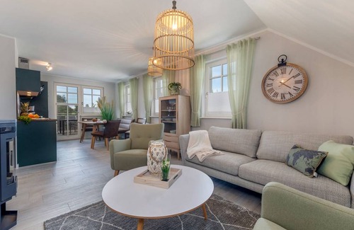 Zingst Apartment | 106 m² Apartment ∙ 2 bedrooms ∙ 4 guests