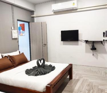 Betong House | 106 MAIN STREET by ZamanJa Betong