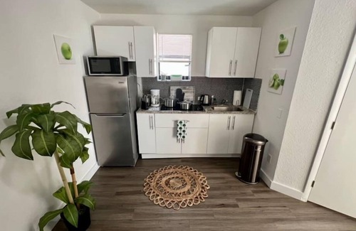 East Little Havana Apartment | 1068 NW #1 · Modern Apartment near Brickell 1Br