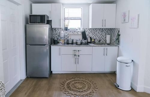 East Little Havana Apartment | 1068 NW #2 · Modern Apartment near Brickell 2Br