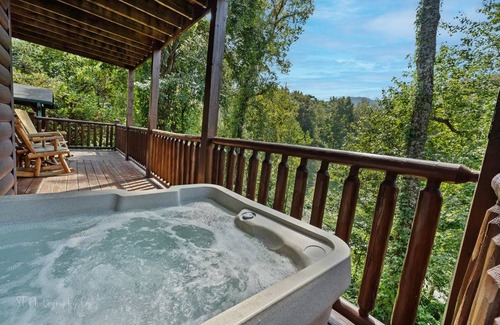 Sevierville Cabin | 107 m² Cabin ∙ 1 bedroom ∙ 6 guests