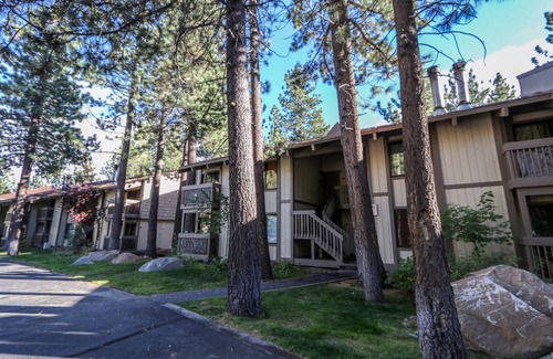 Sierra Holiday Condo | 107 m² Condo ∙ 2 bedrooms ∙ 8 guests