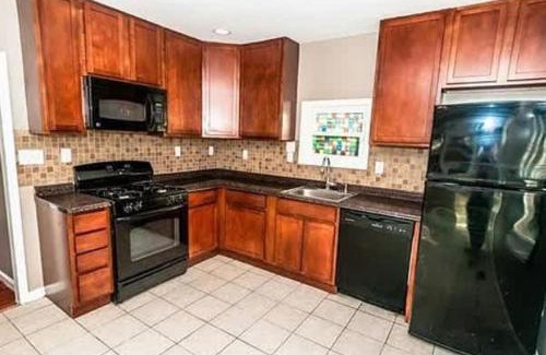 Morgan House | 107 Quaint Renovated Single Family 3 Bdrm House
