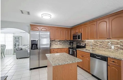 Naples Park House | 107th Ave 800 block 3 bed 2 bath near Mercato and Vanderbilt Beach