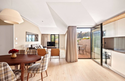 Lordelo do Ouro e Massarelos Apartment | 108 mm House