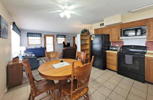 Van Valzah House | 108 Seaway Bungalow