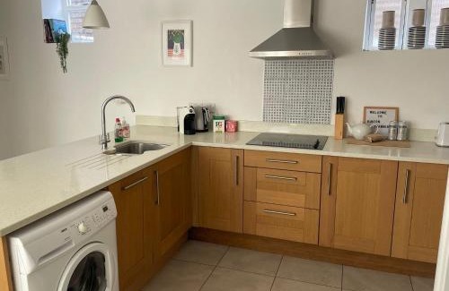 St Ives Apartment | 10A Ruston Chambers Free parking, Luxury 2 bedroom city center apartment
