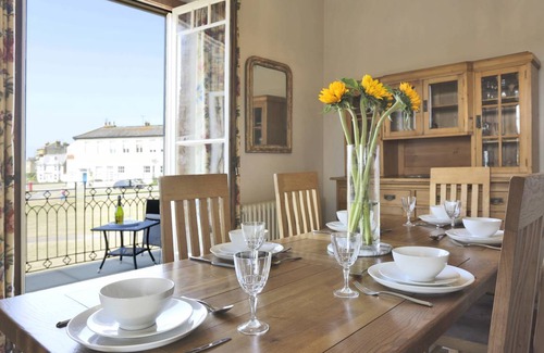 Southwold Cottage | 10B South Green