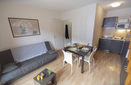 Les Orres Apartment | 10m from shops, swimming pool, balcony, 35m², Les Orres