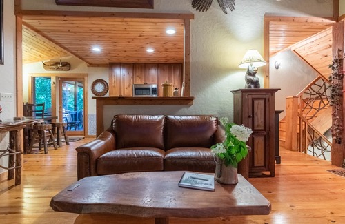 Cashiers House | 10min DWTN Cashiers! 5mn to SilverRun Waterfall