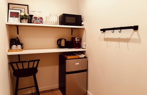 Chino Apartment | 10Min to Chino Airport Private Entrance