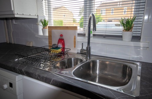 Kidlington House | 10min to Oxford - 3 Bedrooms - Sleeps 7 - Pets Ok