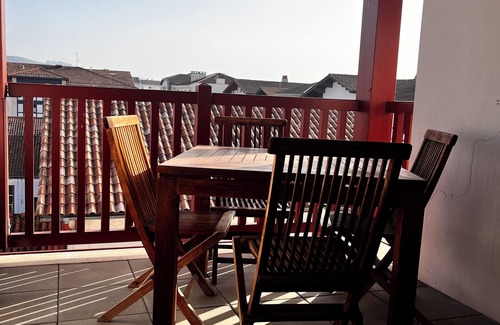 Saint-Jean-de-Luz Apartment | 10mn walk from downtown! Private parking. Ideal for families.
