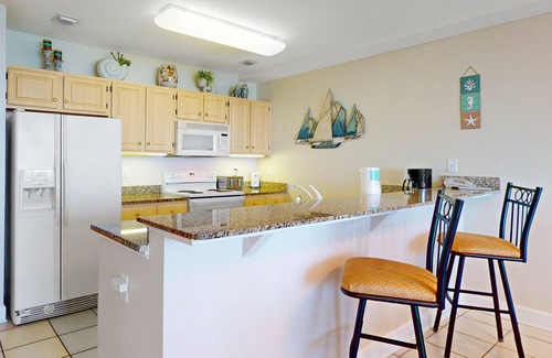 Orange Beach East Condo | 10th-floor, Gulf-front condo with oversize balcony, pools, hot tubs & gym access