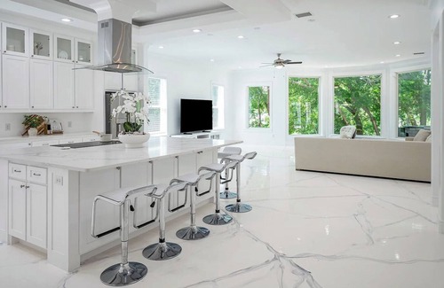Cedar Hill House | 11,000 sq. ft Luxury Dallas Mansion with Scenic Views, 8 bed, 10.5 bath