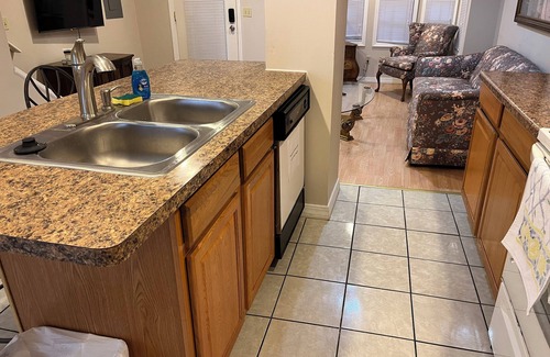 Lorain Apartment | #11 2-bedroom apartment in historic Lorain, across from Palace Theatre.