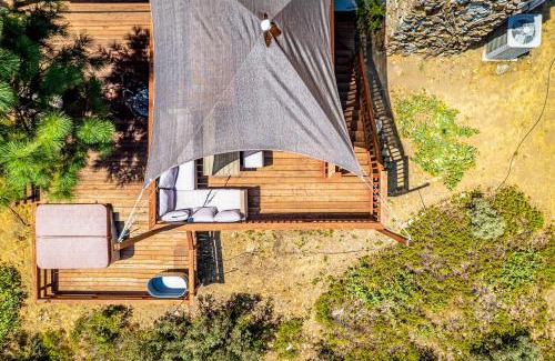Cascadel Woods House | 11 Acre Mountain Spirit Retreat