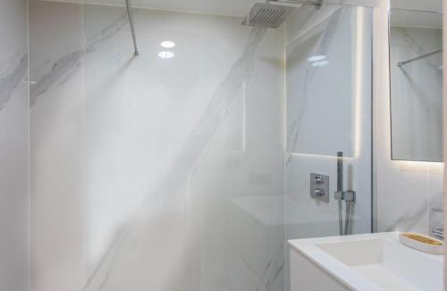 Saint-Jean-Cap-Ferrat Apartment | #11 Alex suite terrace parking AC 2 BDR 5mins to sea