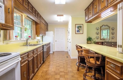 Lookout Mountain House | 11 Bdrm ~🏠🏡1 Story-34ppl! 2 HOUSES RETREATS, FIRETABLE🔥Lkt Mtn 6acre