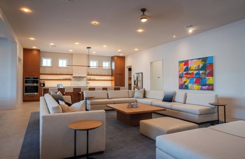 Lake Buena Vista Resort | 11 Bedroom, 13 Bathroom Entire House in Orlando, FL near Disney!