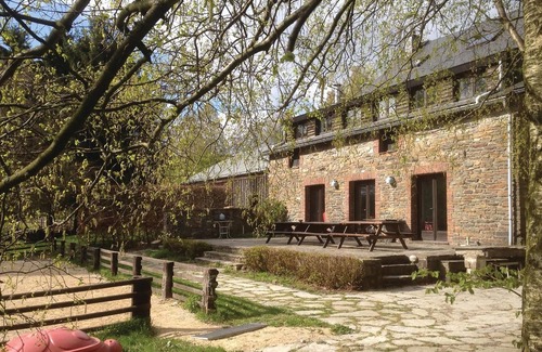 Walk House | 11 bedroom nice home in Waimes