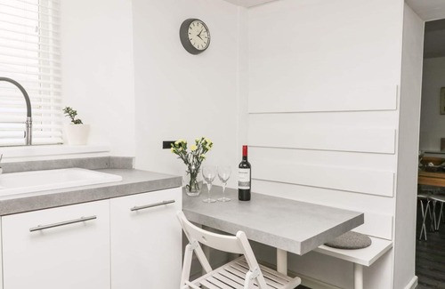 Kendal Apartment | 11 CAMDEN BUILDING, family friendly in Kendal