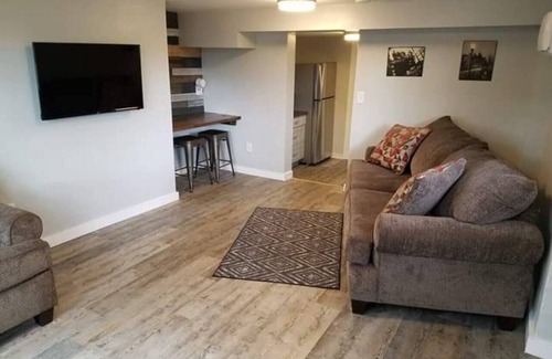 Greenville - Spartanburg Apartment | 11 Cozy Corner Apartment-couples or solo trvlers