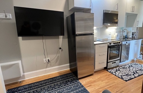 Rochester Apartment | #11 Full kitchen, private w/easy highway access